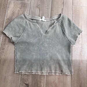 Tilly’s Green crop top